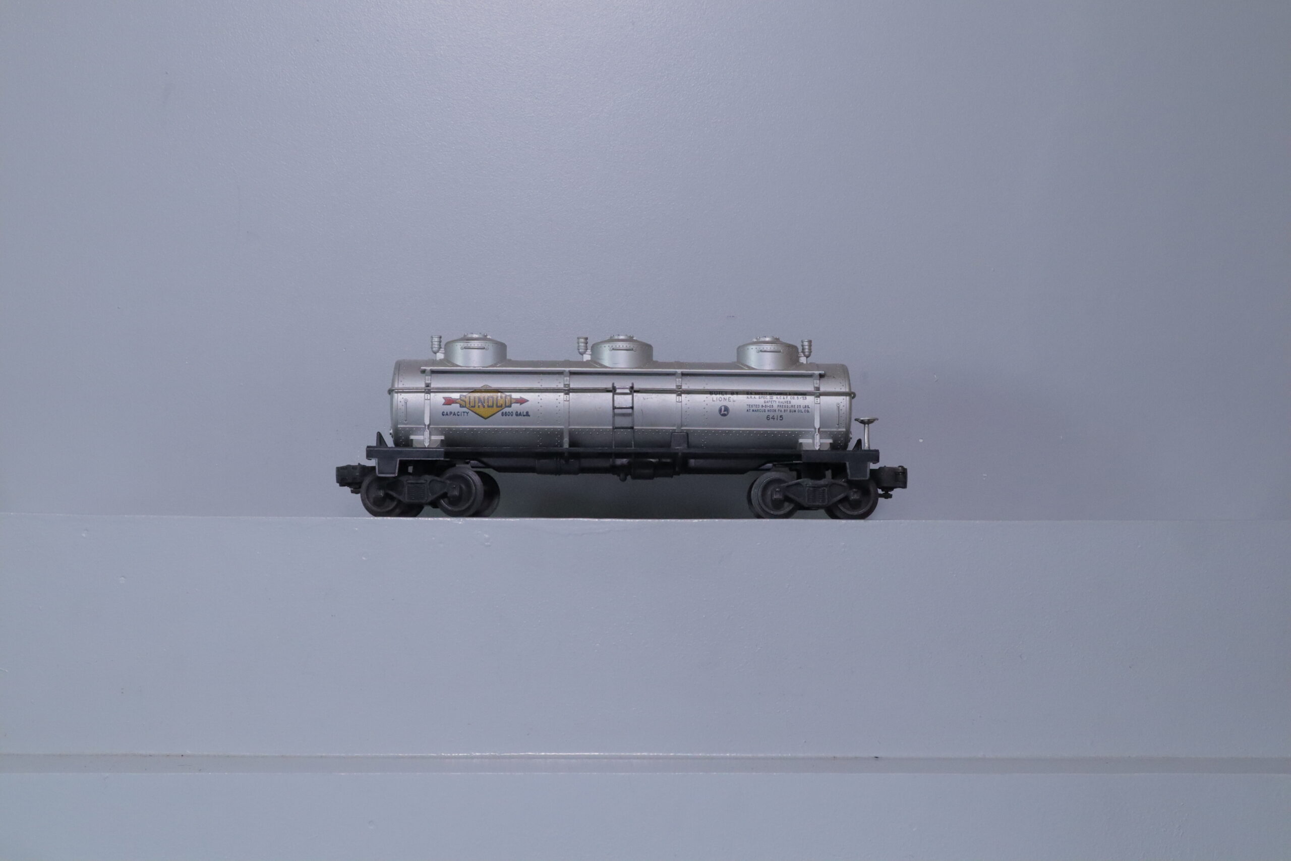 Lionel 6415 Tank Car - SKU4905L - themodeltrainstore.com