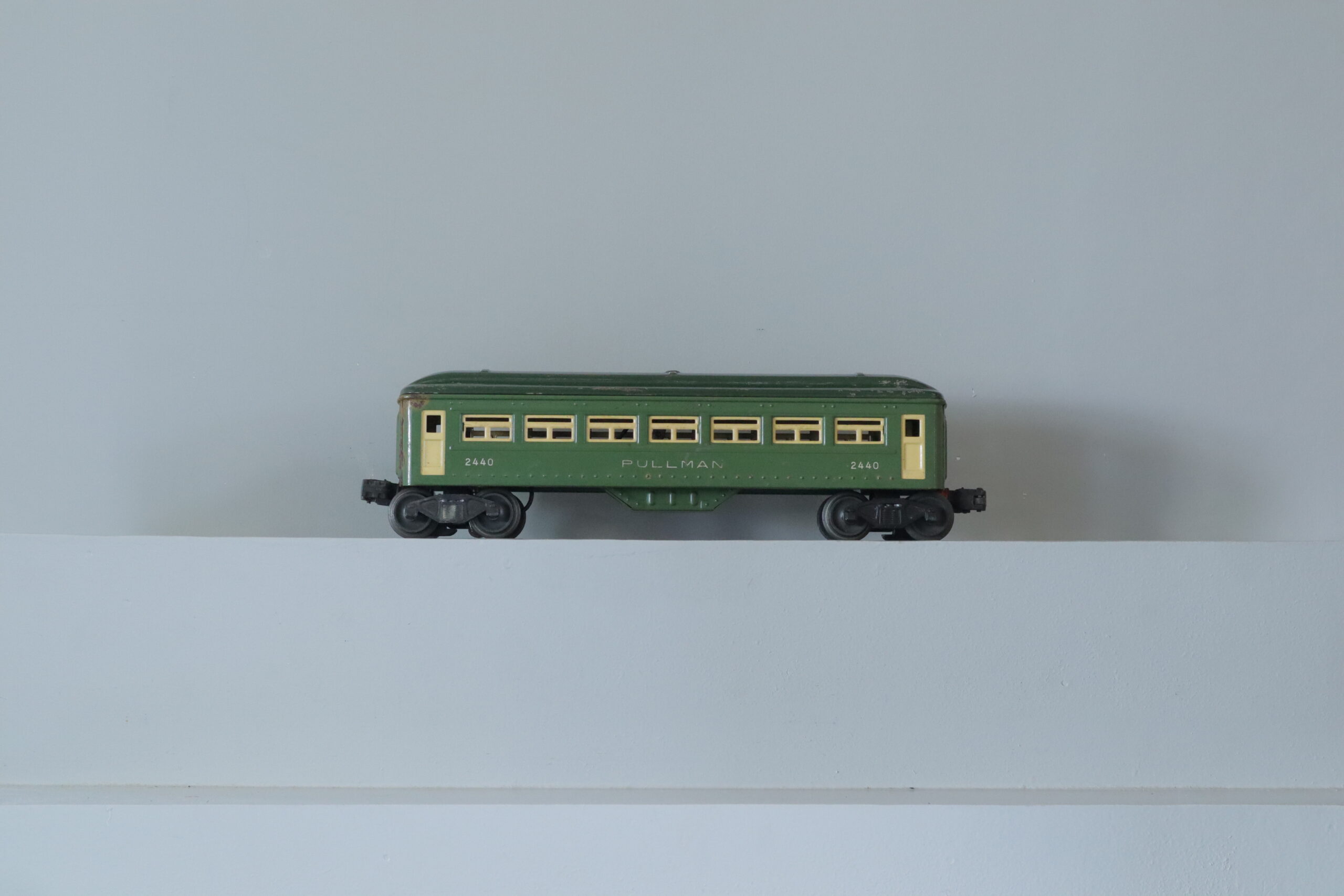 Lionel 2440 Pullman - SKU4916L - themodeltrainstore.com