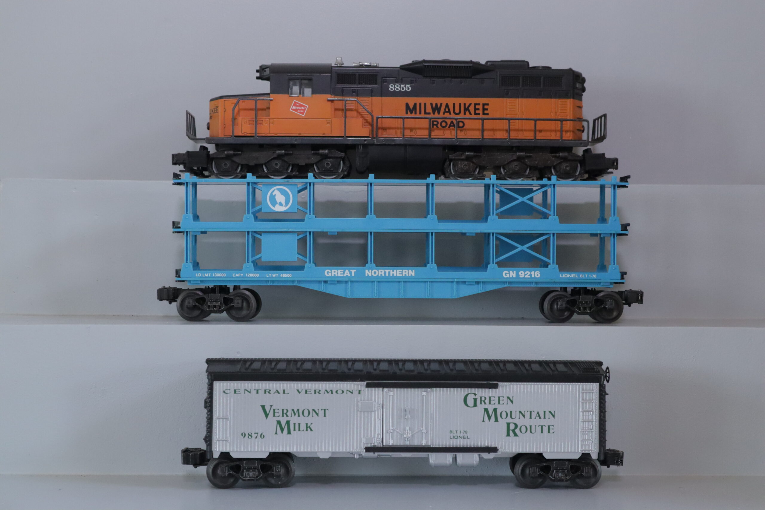 Lionel 8855 Diesel Set - SKU5101L - themodeltrainstore.com