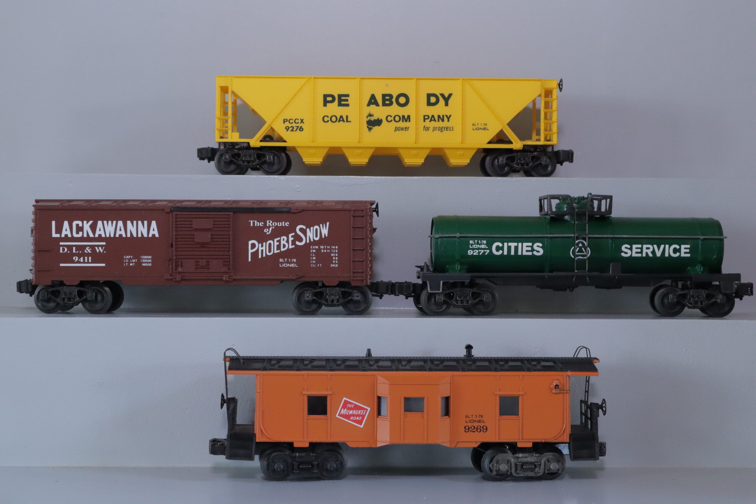 Lionel 8855 Diesel Set - SKU5101L - themodeltrainstore.com
