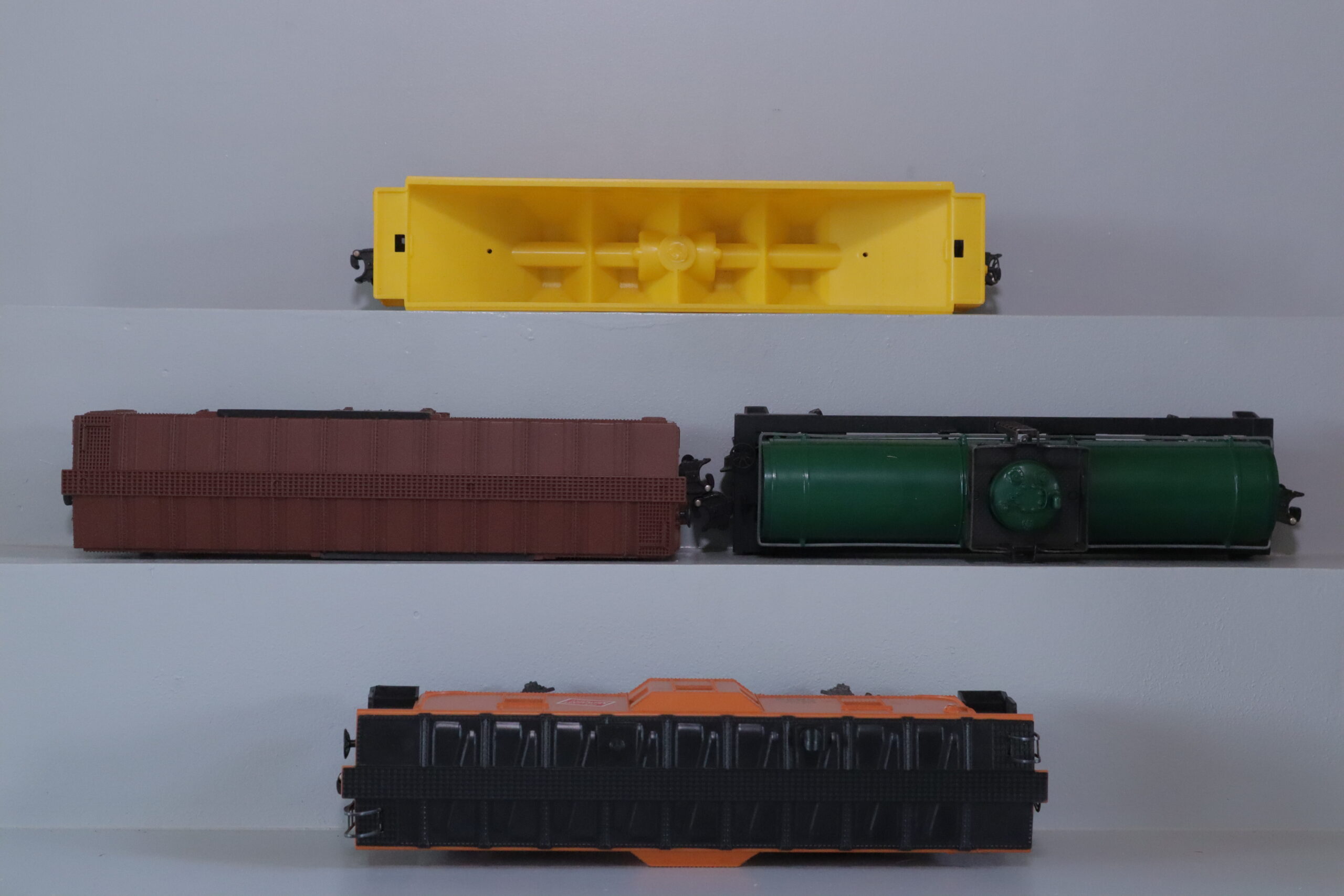 Lionel 8855 Diesel Set - SKU5101L - themodeltrainstore.com