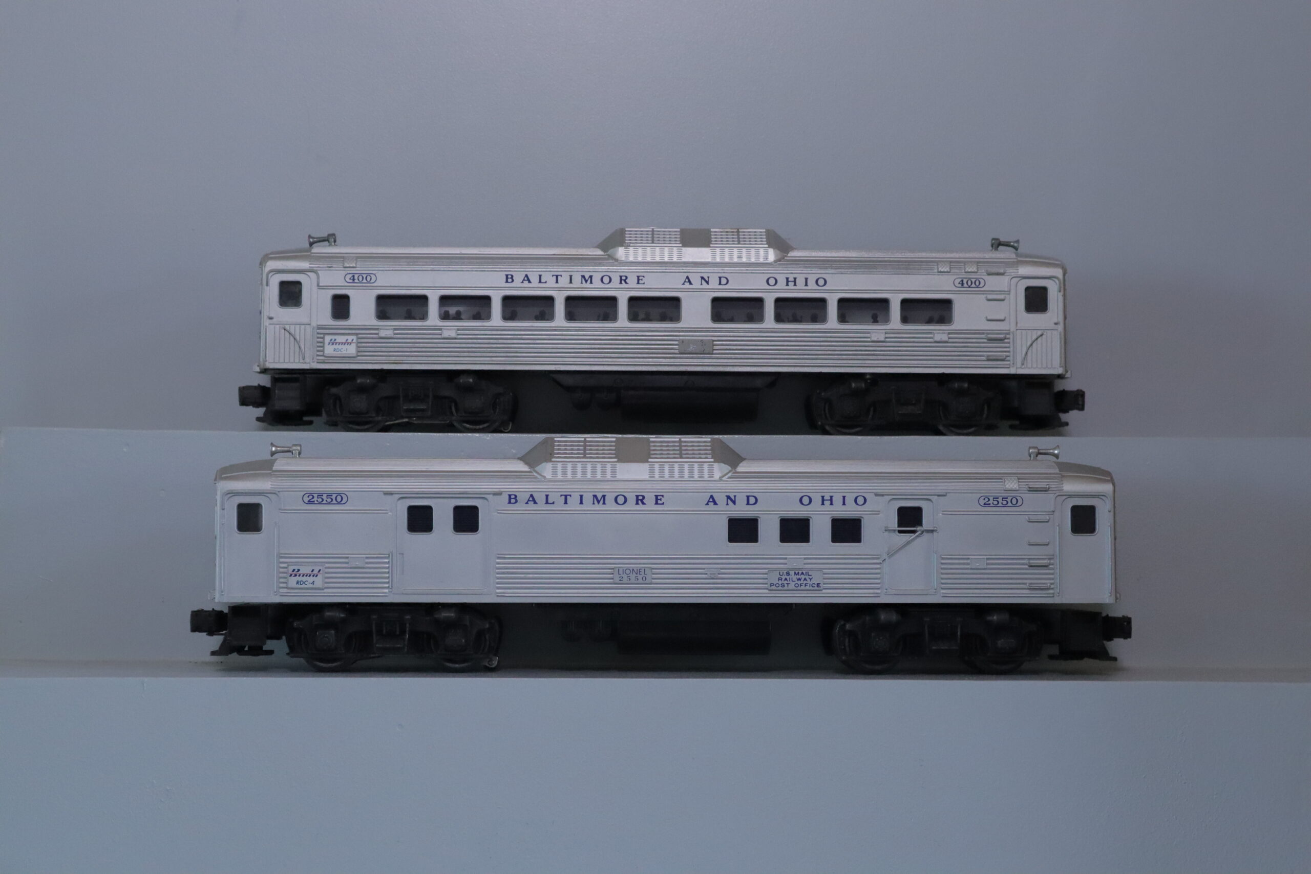 Lionel 400 Diesel + 2550 Budd - SKU5201L - themodeltrainstore.com