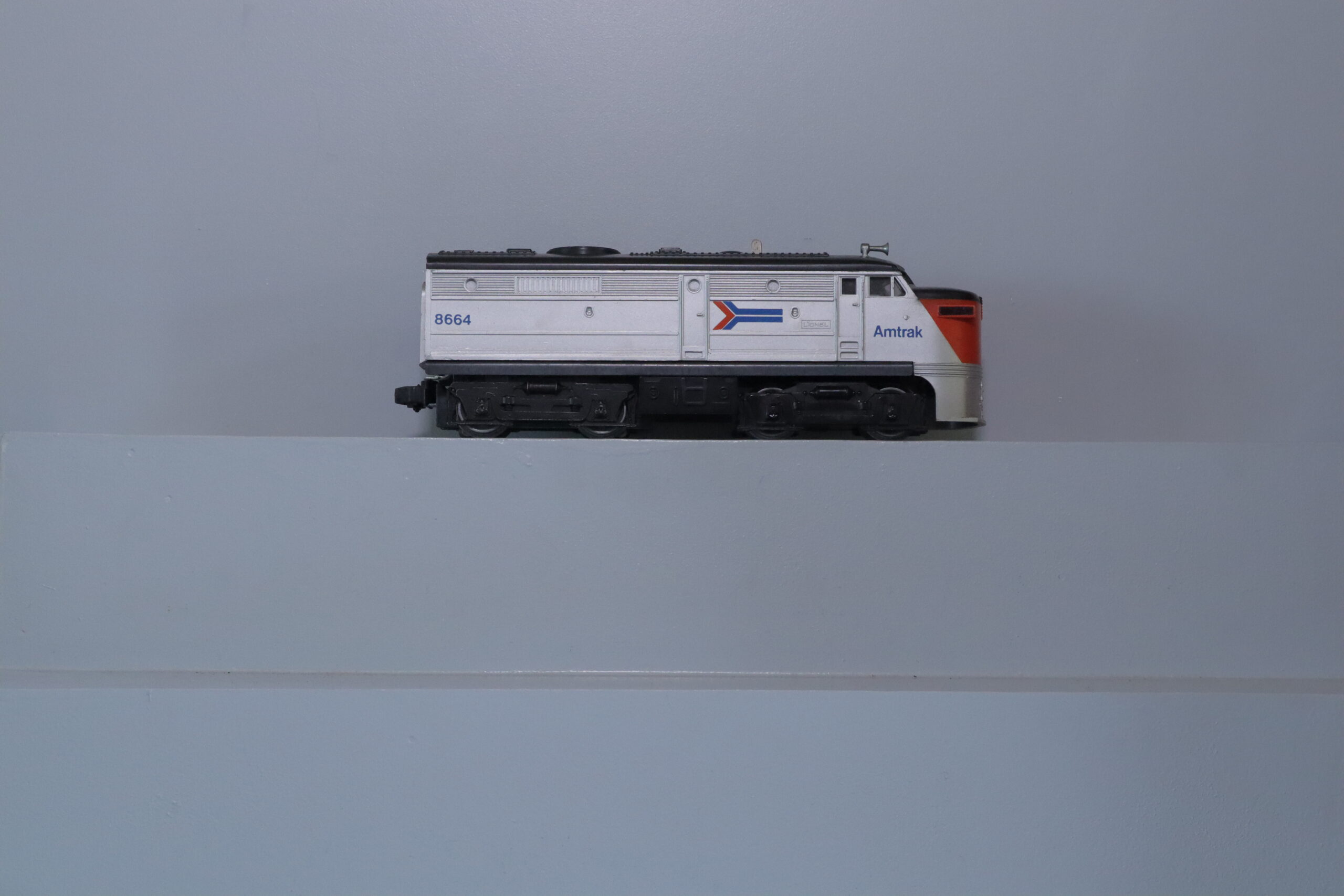 Lionel 8664 Diesel - SKU5203L - themodeltrainstore.com