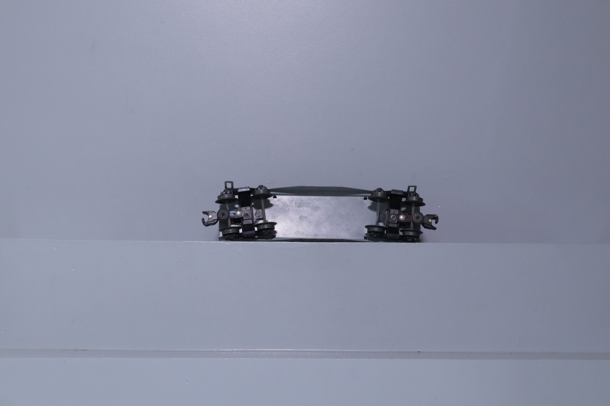 Lionel 6111 Flat Car - SKU5306L - themodeltrainstore.com