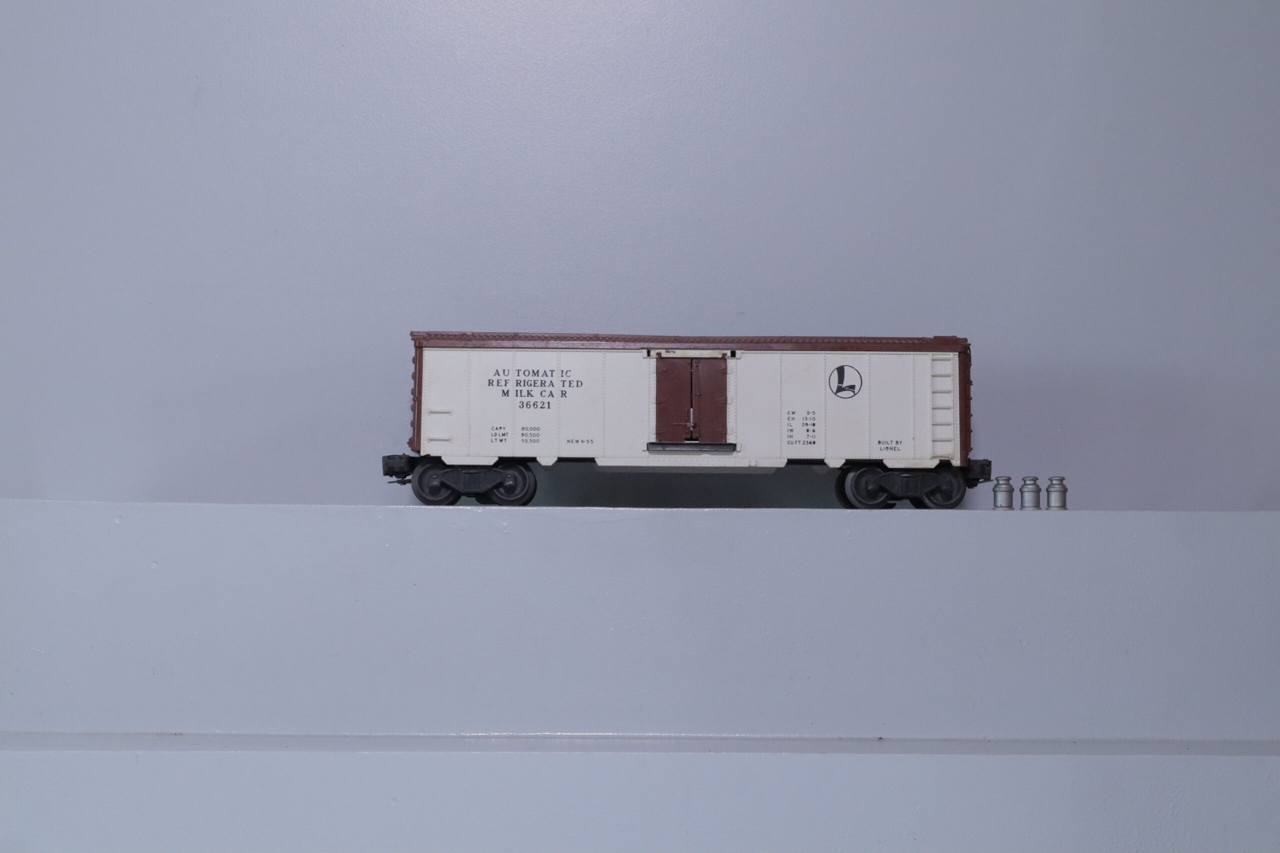 Lionel 3662 Operating Milk Car - SKU5315L - themodeltrainstore.com