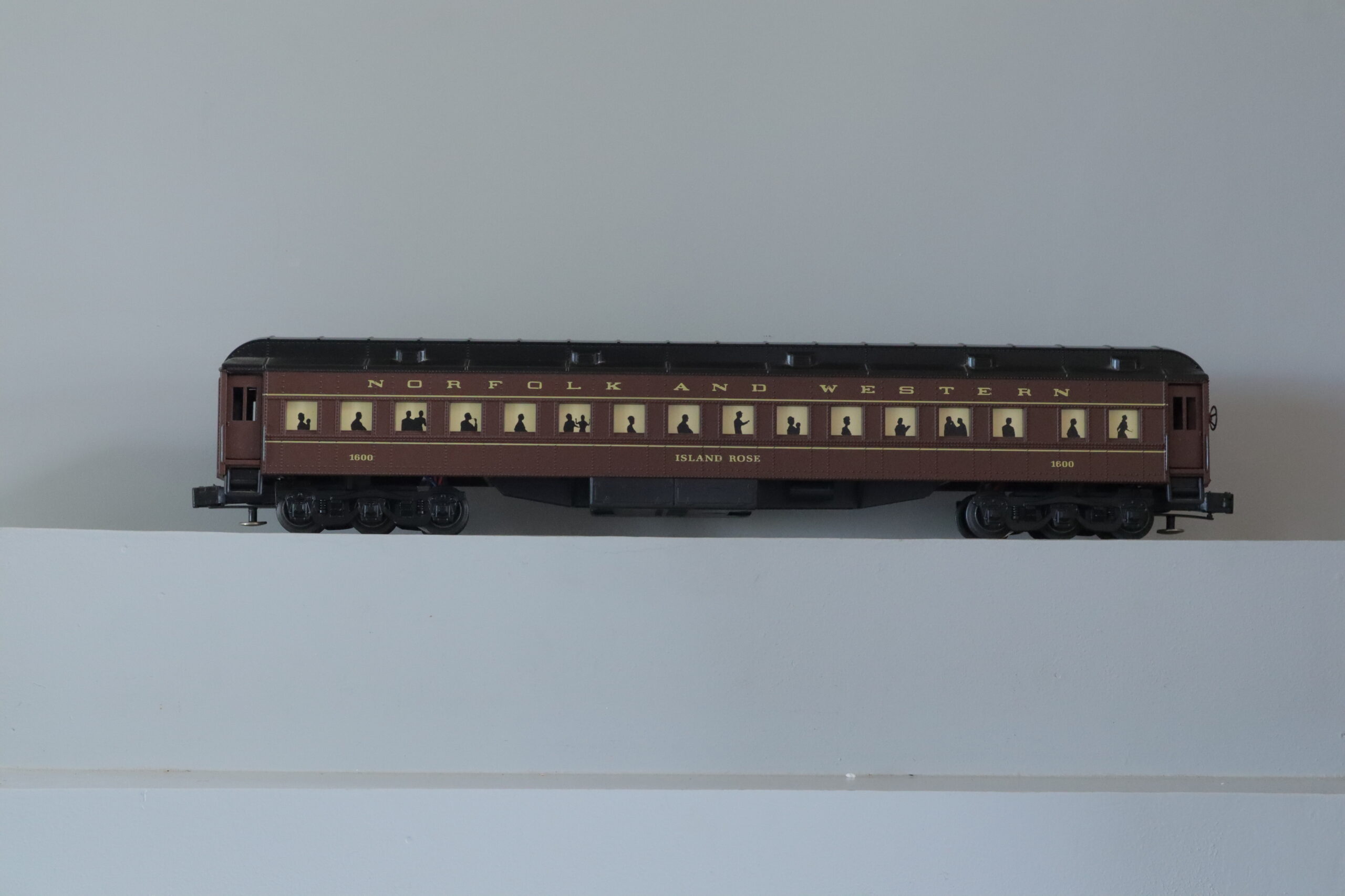 Lionel K1600 N&W Island Rose Heavyweight - SKU5907L - themodeltrainstore.com