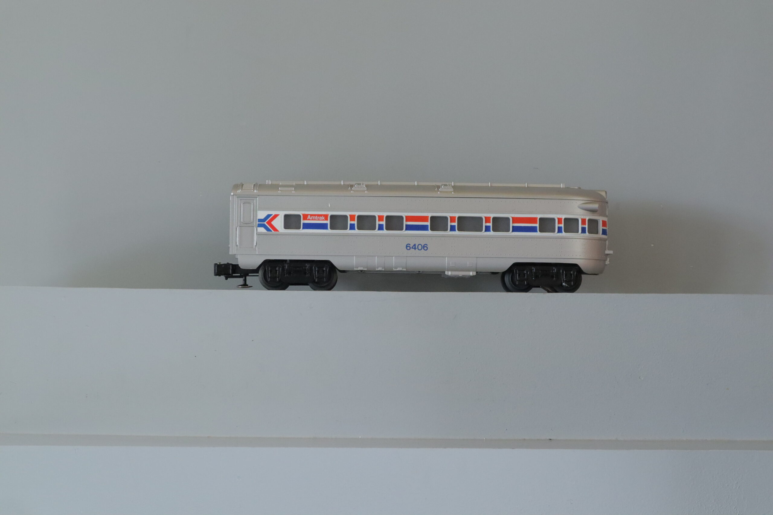 Lionel 6406 Amtrak Observation - SKU6001L - themodeltrainstore.com