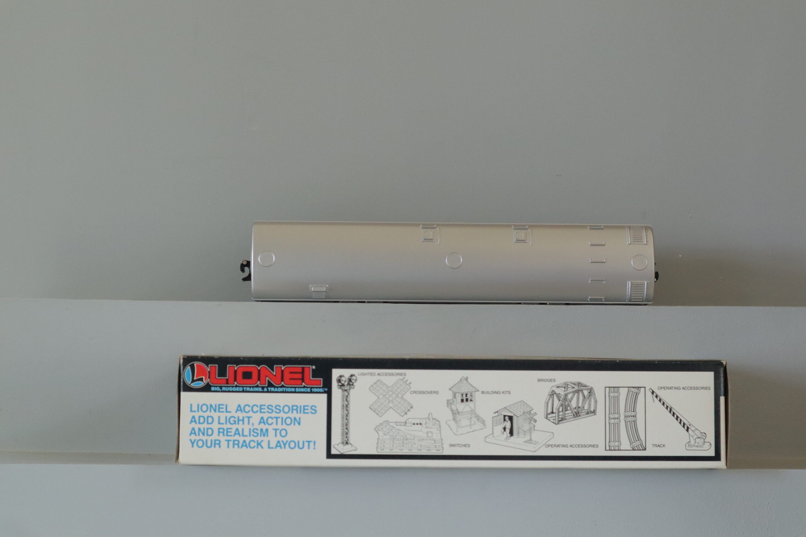 Lionel 16033 Amtrak Baggage - SKU6007L - themodeltrainstore.com