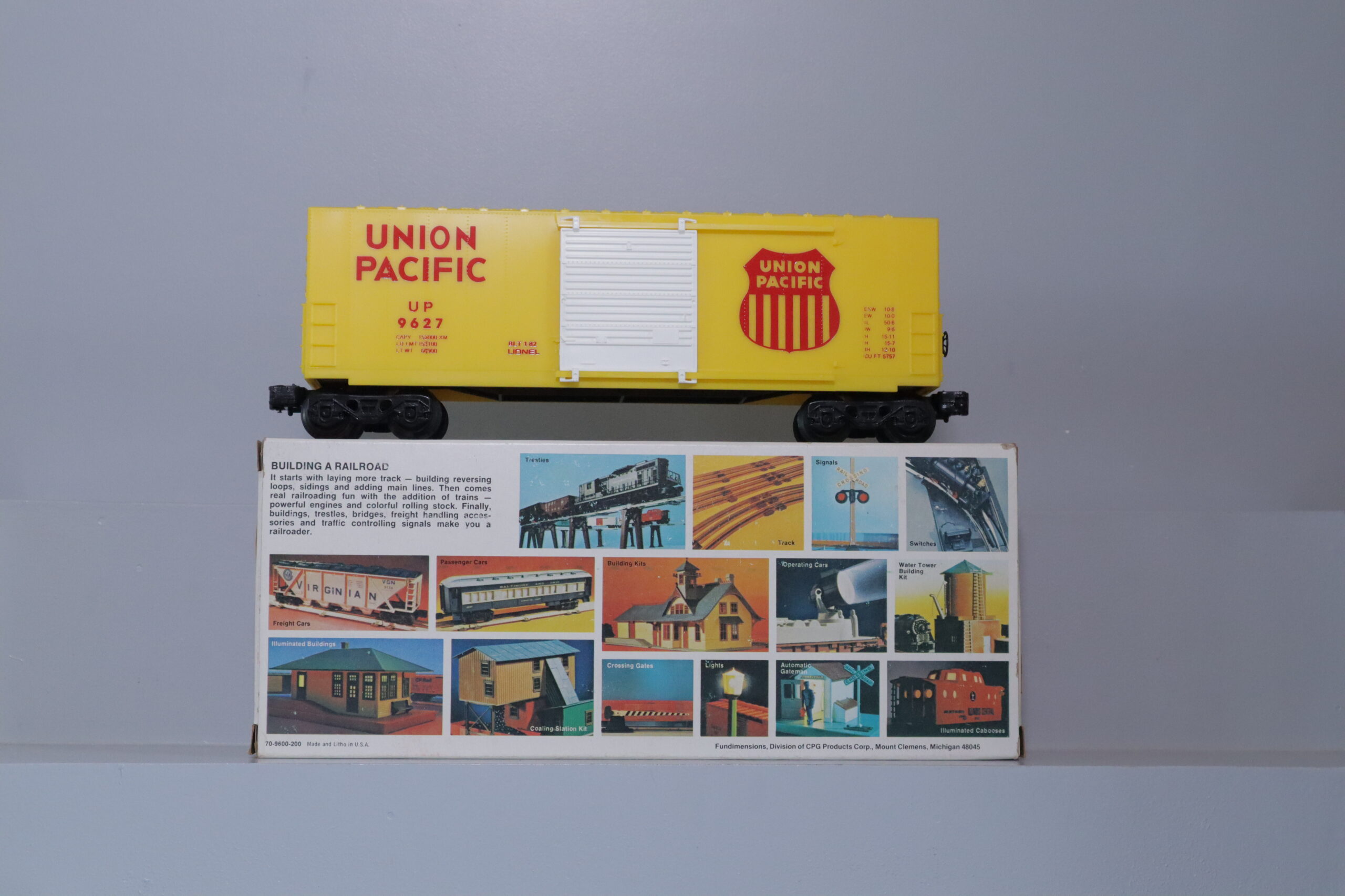 Lionel UP Hi-Cube Box Car - SKU6301L - themodeltrainstore.com