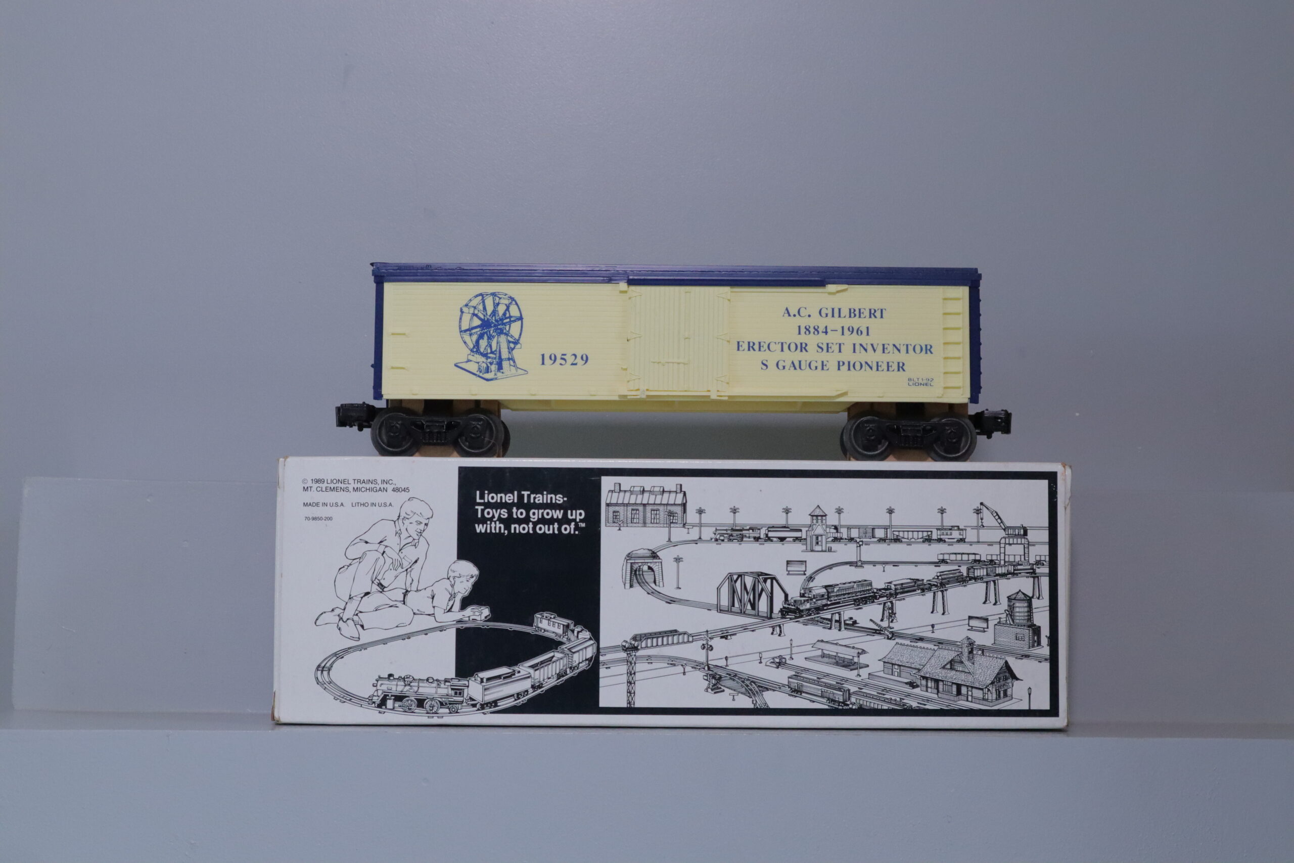 Lionel 19529 AC Gilbert Reefer - SKU6305L - themodeltrainstore.com