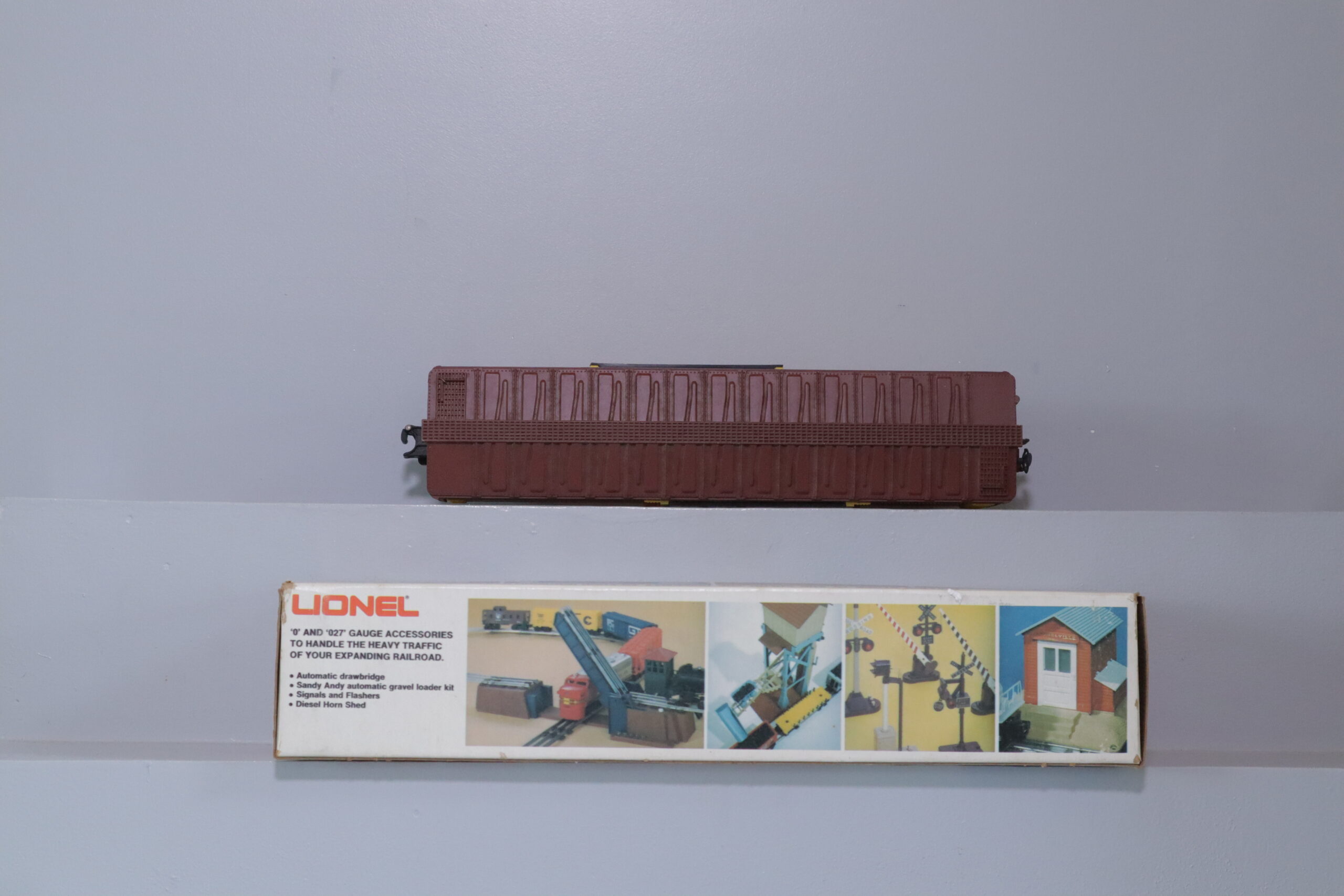 Lionel 69811 UP Fruit Reefer - SKU6313L - themodeltrainstore.com