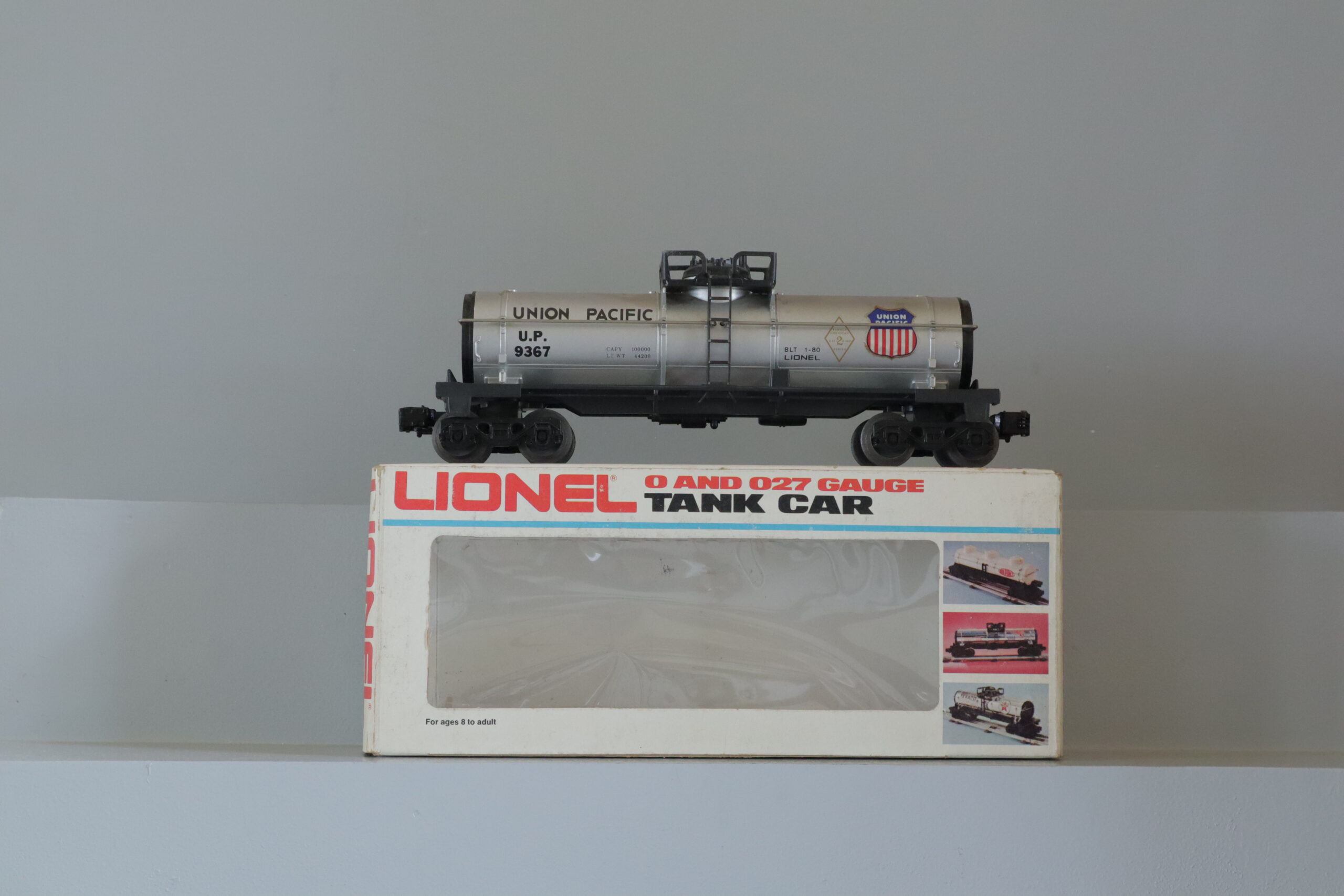 Lionel 9367 UP Tank - SKU6314L - themodeltrainstore.com