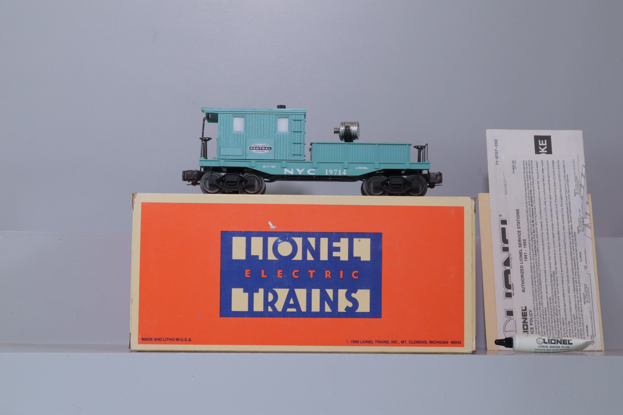 Lionel 19714 Searchlight Caboose - SKU6317L - themodeltrainstore.com