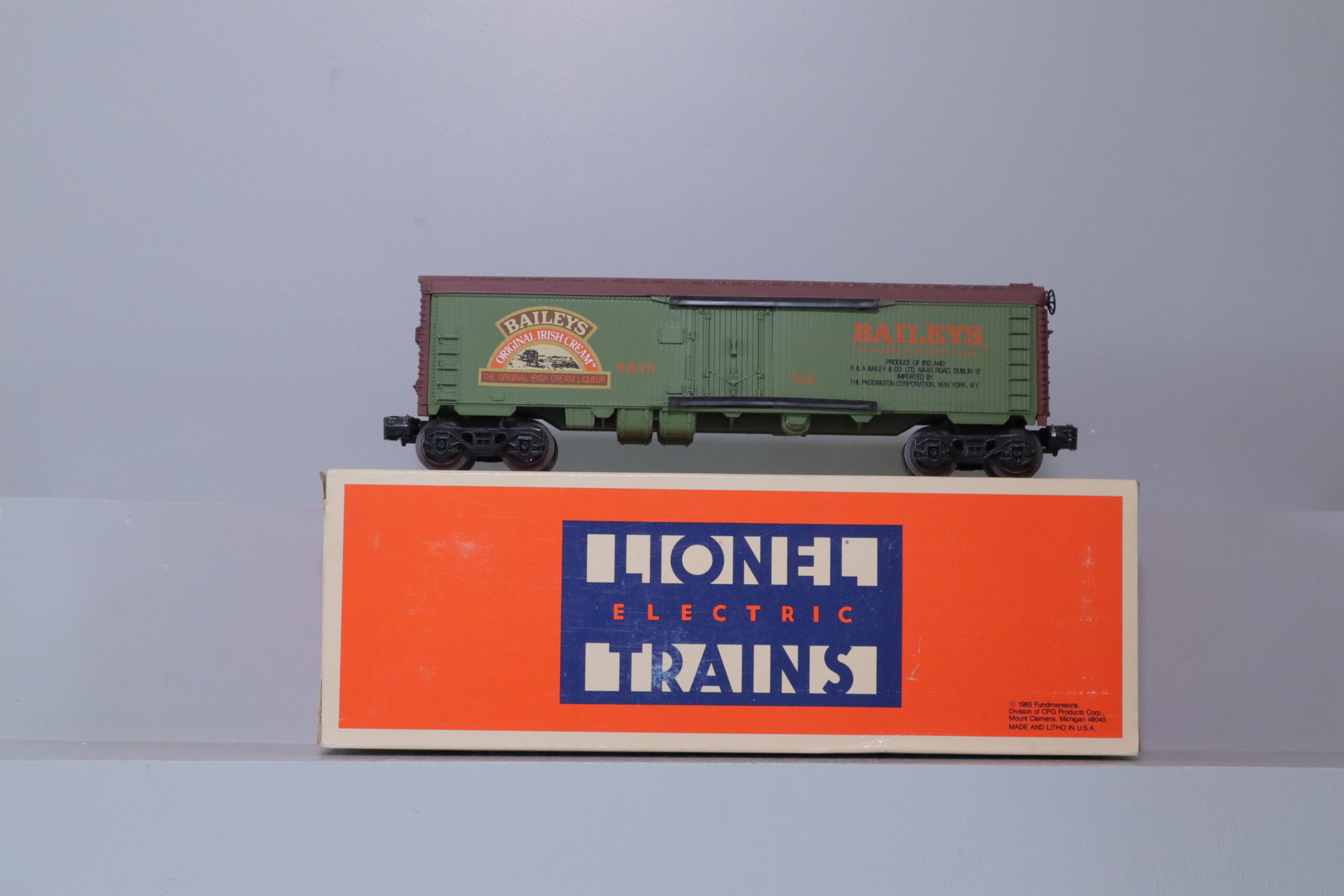 Lionel 9845 Baileys Reefer - SKU6318L - themodeltrainstore.com
