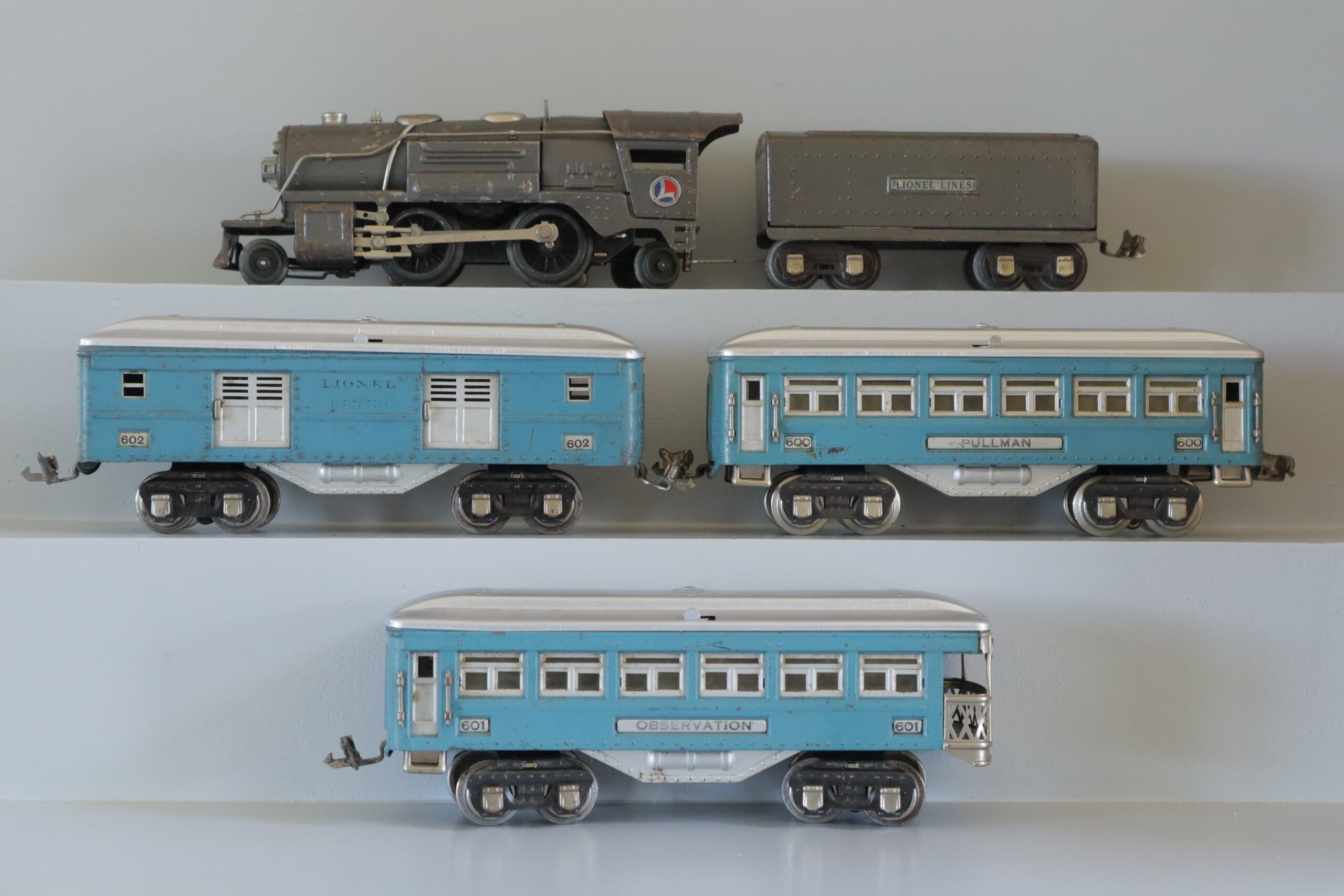 Lionel 259E Loco Set - SKU0302L - themodeltrainstore.com