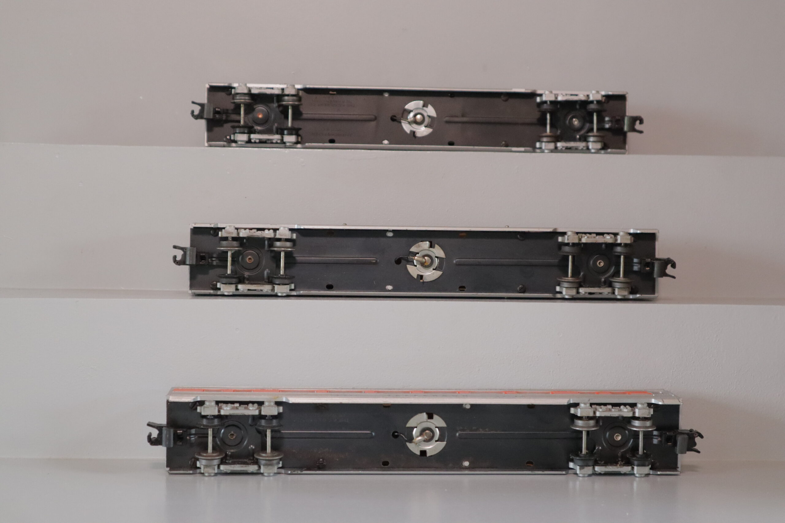 American Flyer 960, 961, 961, 963 Passenger Set - SKU0901AF - themodeltrainstore.com