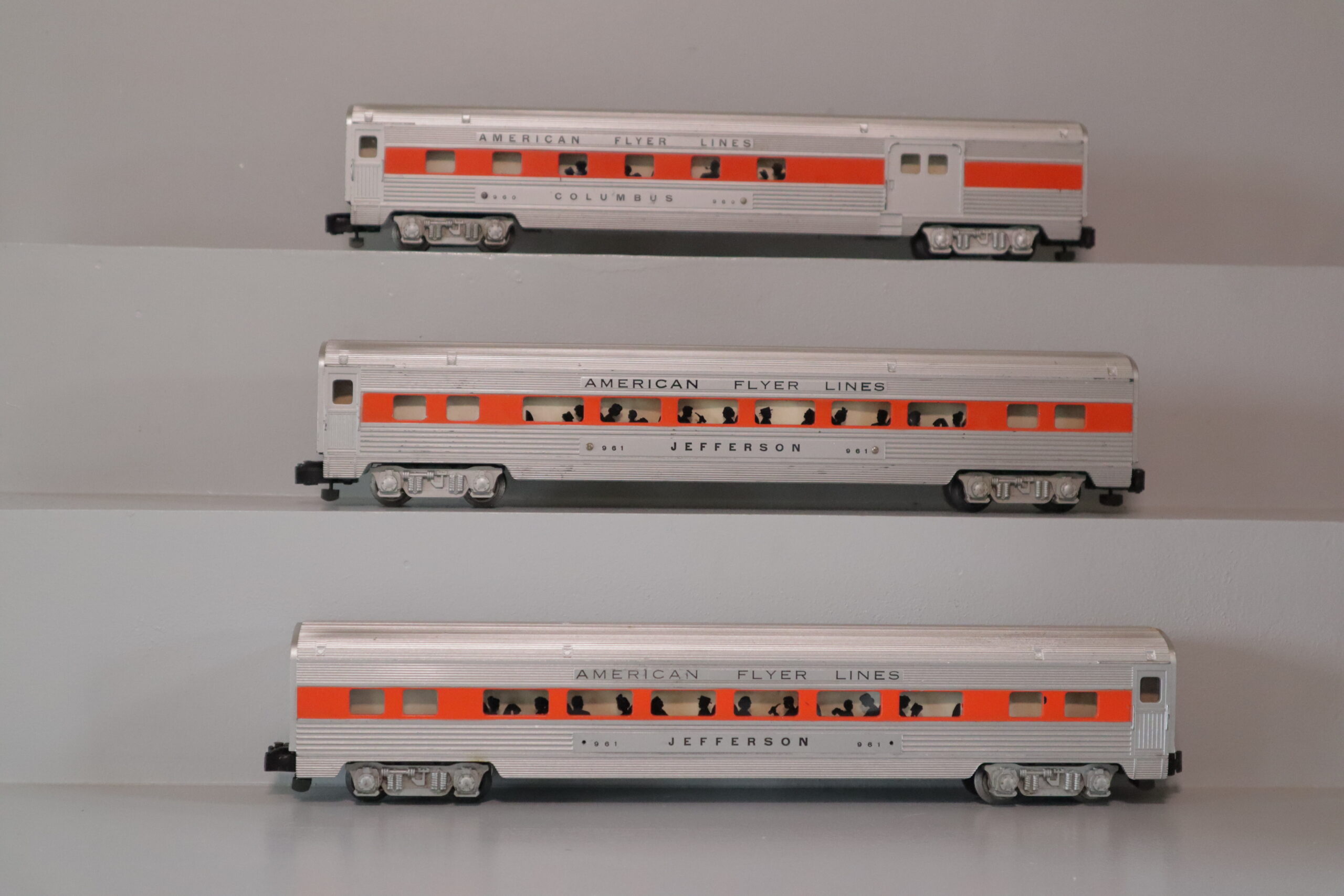 American Flyer 960, 961, 961, 963 Passenger Set - SKU0901AF - themodeltrainstore.com