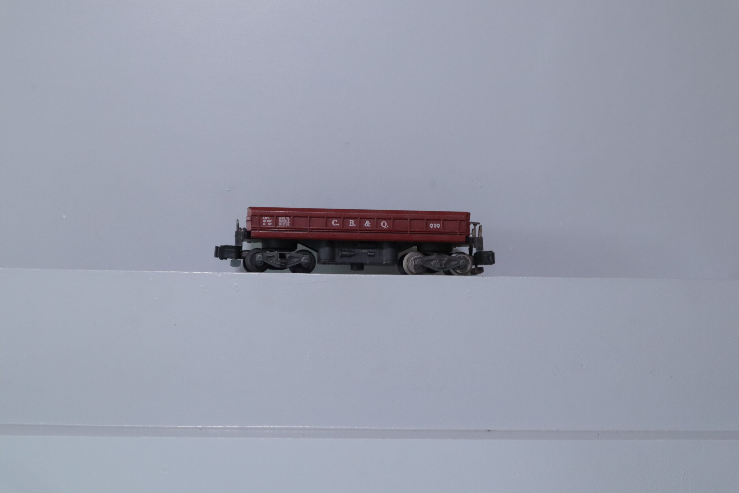American Flyer 919 CB&O Operating Dump Car - SKU0918AF - themodeltrainstore.com