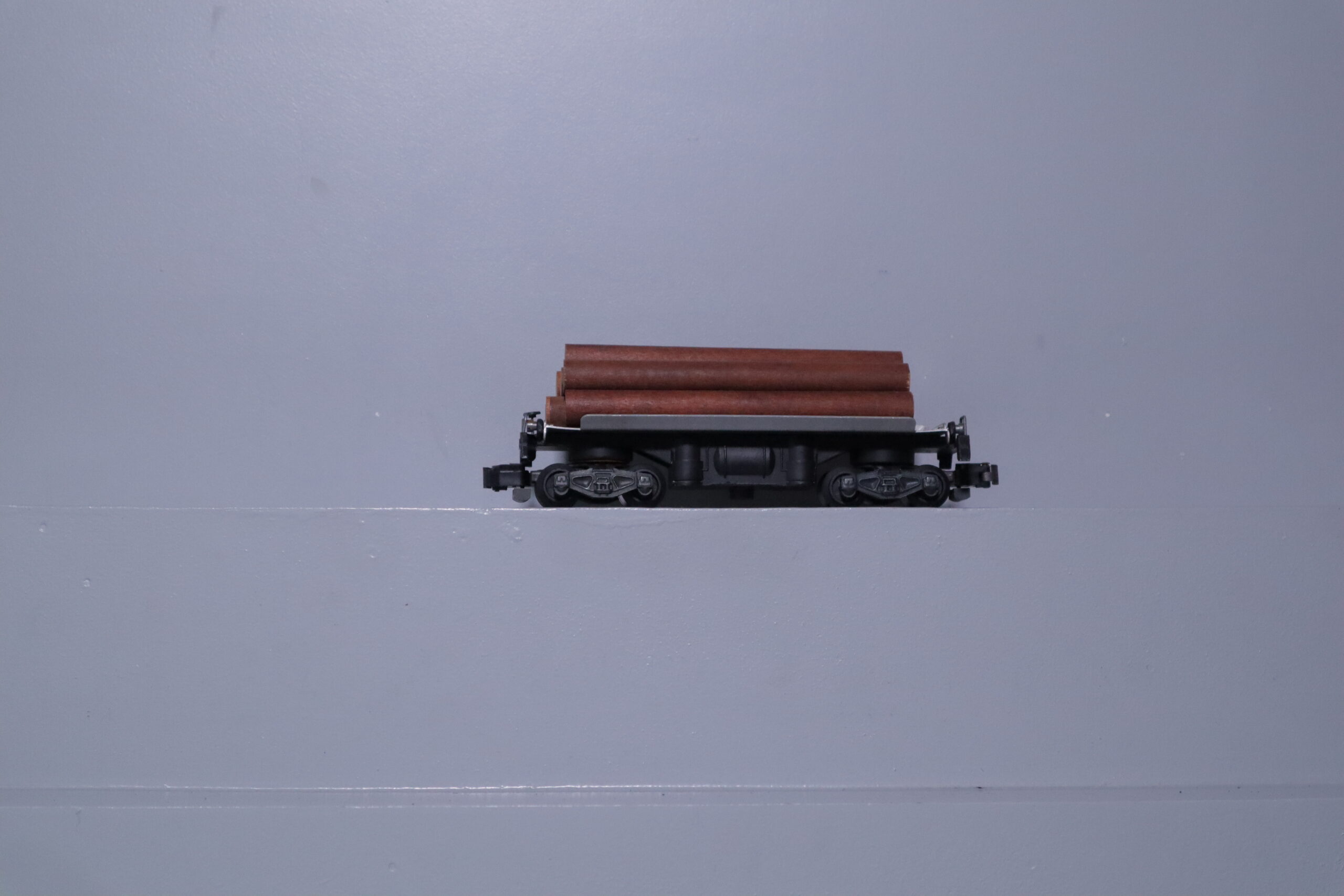 American Flyer 25003 Operating Log Car - SKU1606AF - themodeltrainstore.com