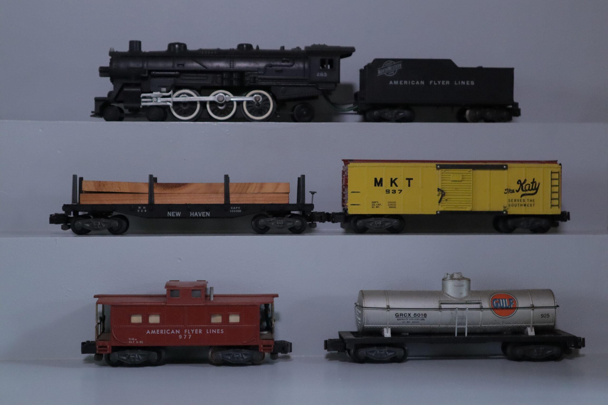 American Flyer 238 Loco Freight Set - SKU1702AF - themodeltrainstore.com