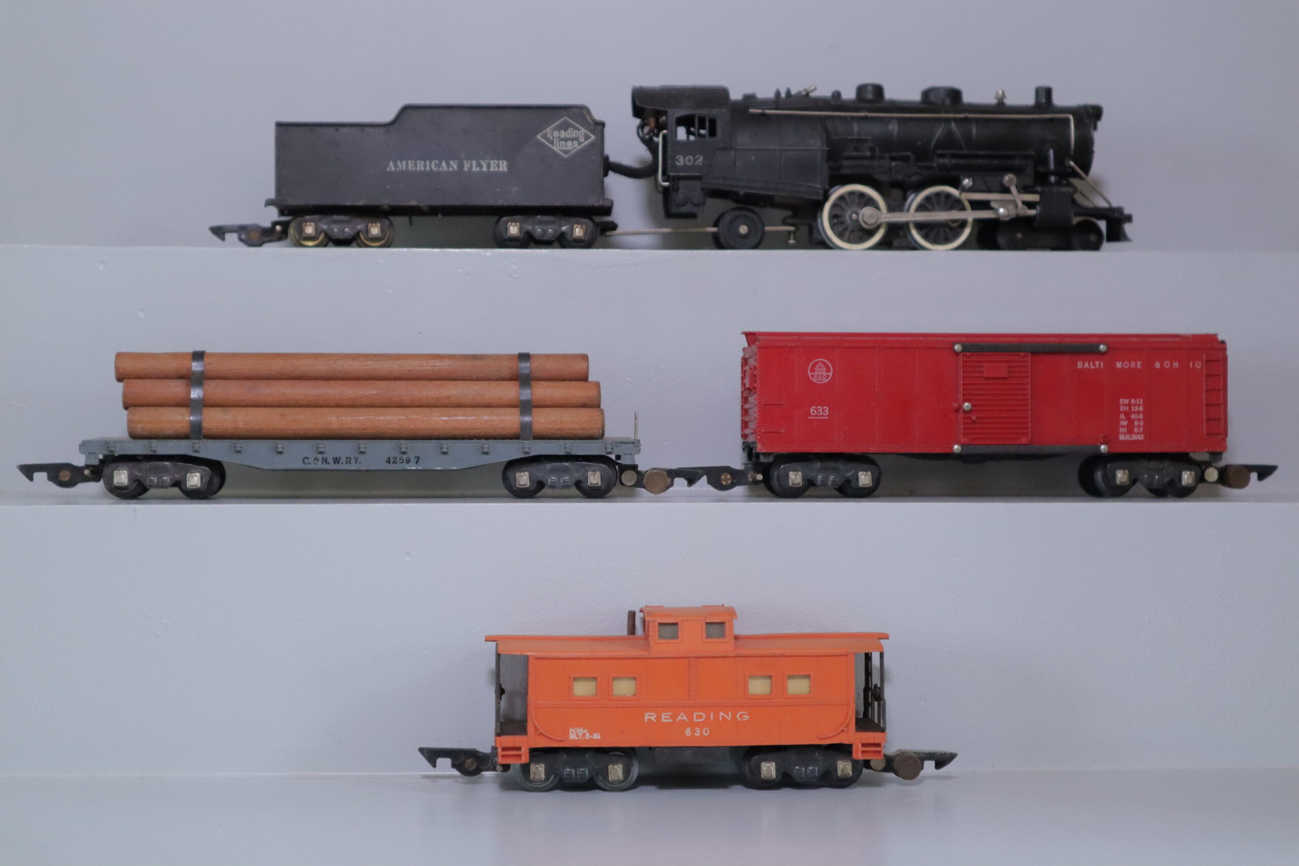 American Flyer 302 Loco Freight Set - SKU1803AF - themodeltrainstore.com