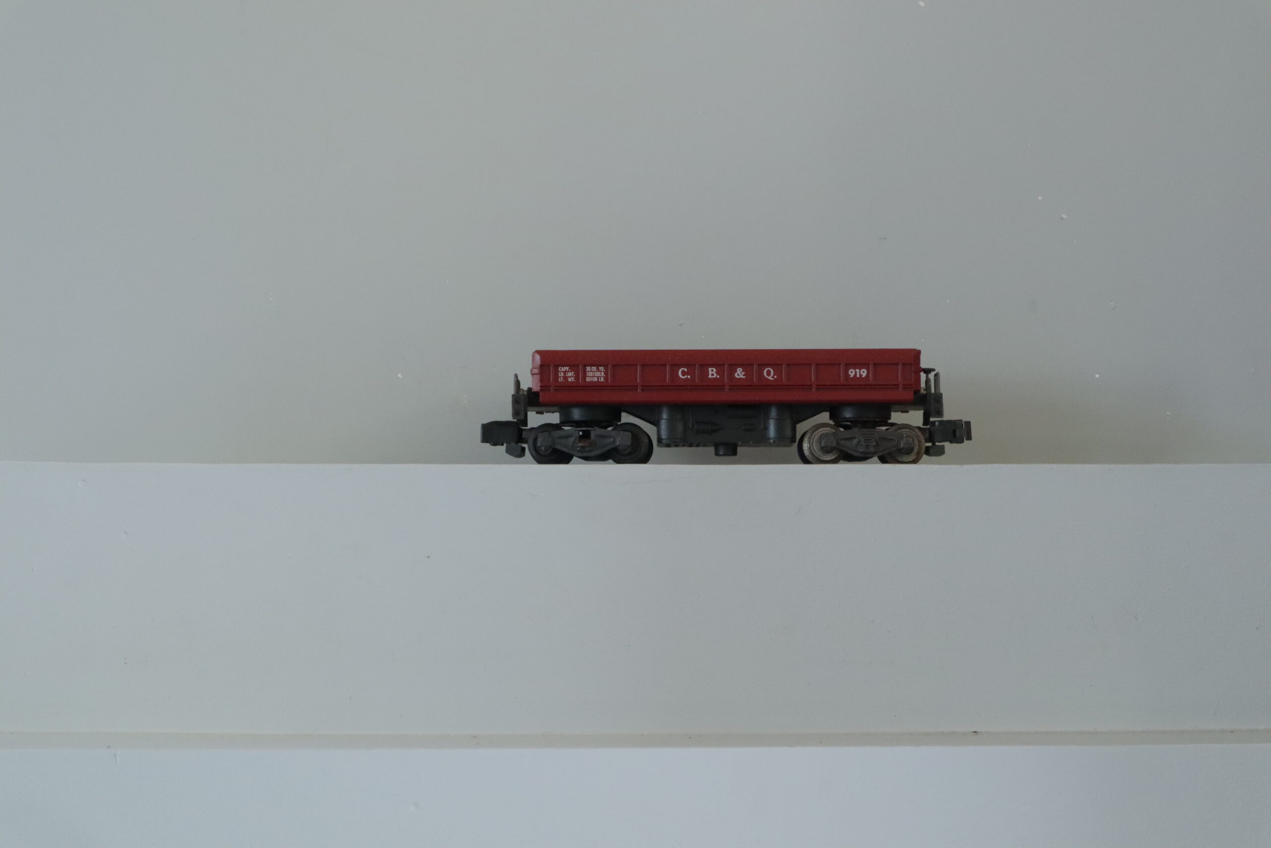 American Flyer 919 Operating Dump Car - SKU1807AF - themodeltrainstore.com